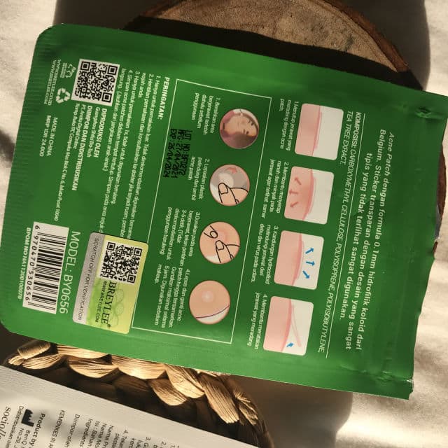 Breylee Acne Pimple Patch for Nighttime review photo by Skinslay