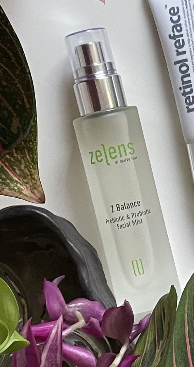 Zelens Z Balance Prebiotic & Probiotic Facial Mist review photo by Skinunmasked