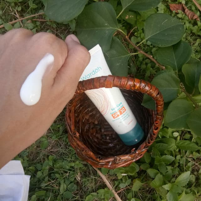 Wardah Sunscreen SPF 30 review photo by Skylin