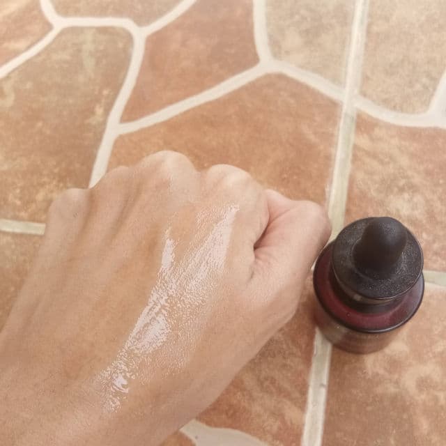 Avoskin Miraculous Refining Serum review photo by Skylin