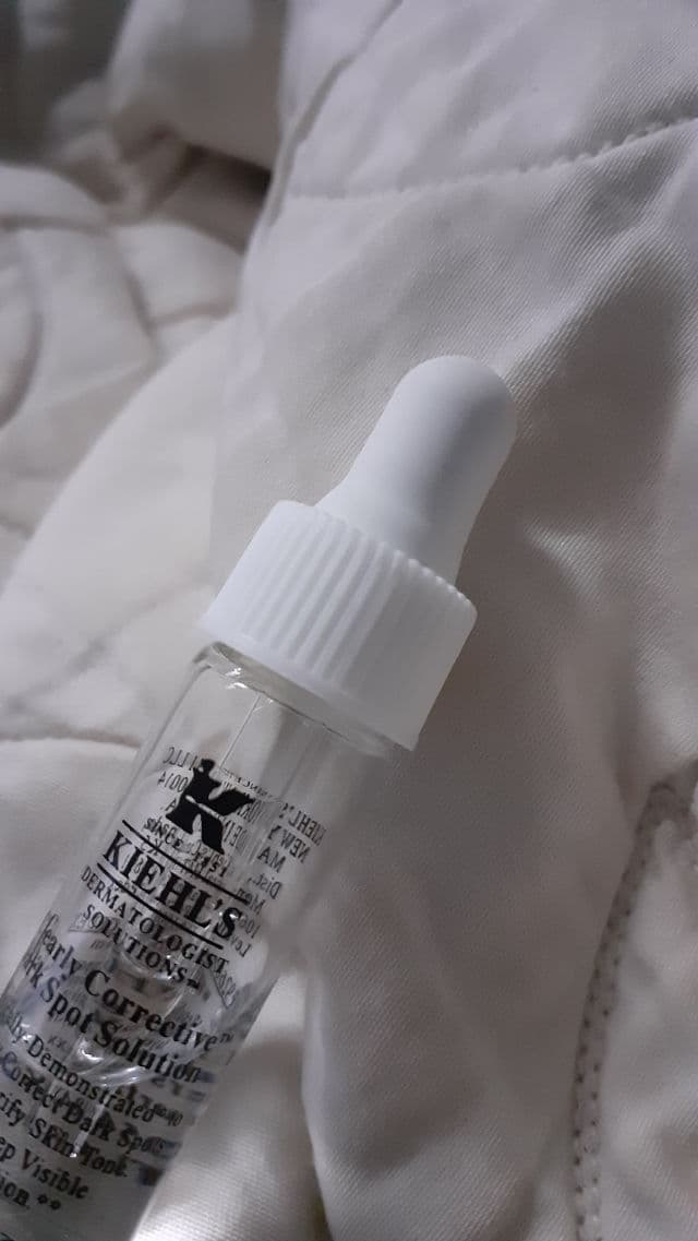 Kiehl's Clearly Corrective Dark Spot Solution review photo by Snowwy