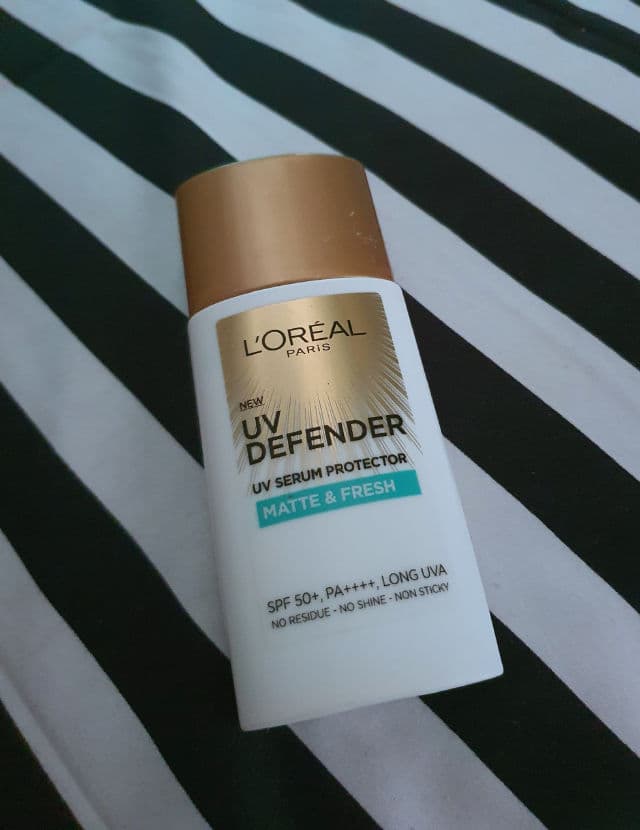 L'Oreal Paris UV Defender Moisture & Fresh SPF50+ PA++++ review photo by Smoothie