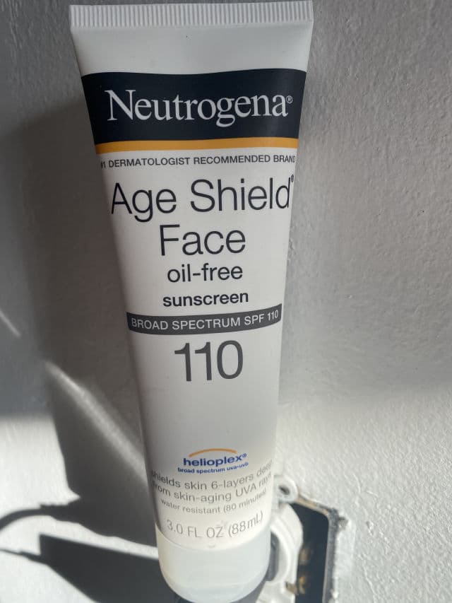 Neutrogena Age Shield Face Sunblock Lotion SPF 110 with Helioplex review photo by Justmebyyurley