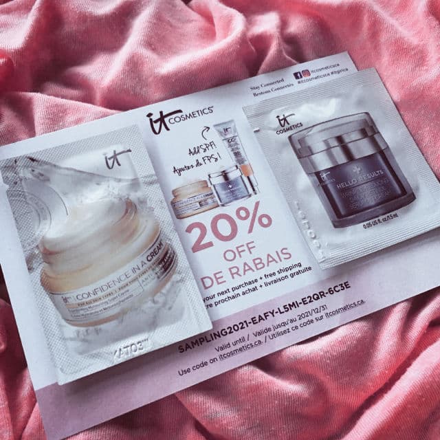 It Cosmetics Hello Results Wrinkle-Reducing Daily Retinol Serum-in-Cream review photo by SplashUK