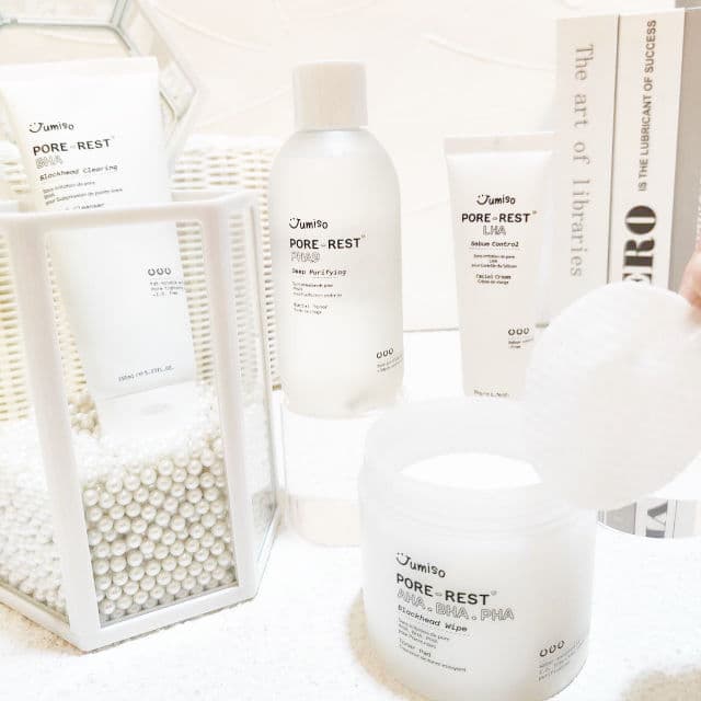 Jumiso PORE-REST LHA Sebum Control Facial Cream review photo by Spyvonne
