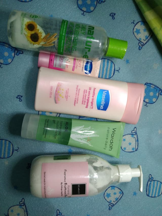 Vaseline Healthy White SPF 24 review photo by Sriwijaya123