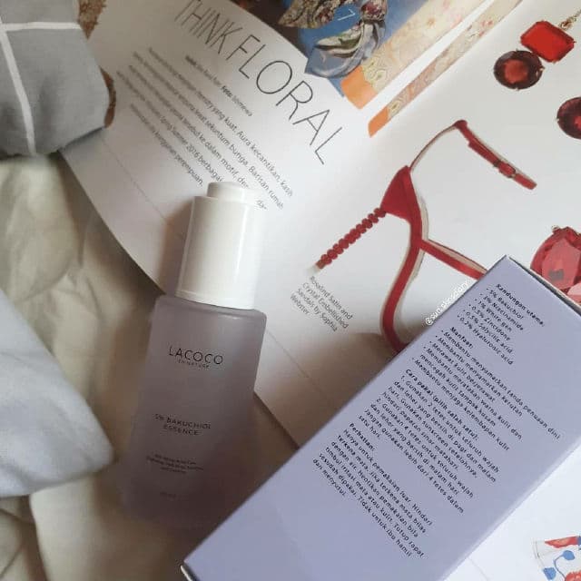 Lacoco en nature 5% Bakuchiol Essence review photo by Suriskinsdiary