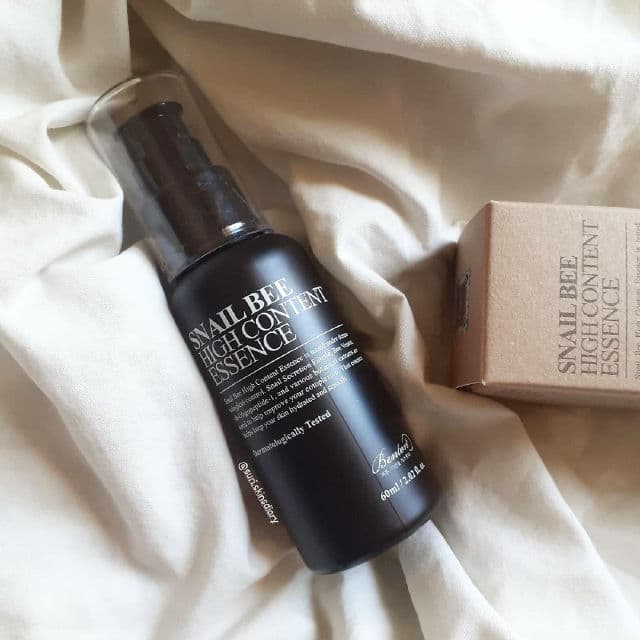 BENTON Snail Bee High Content Essence review photo by Suriskinsdiary