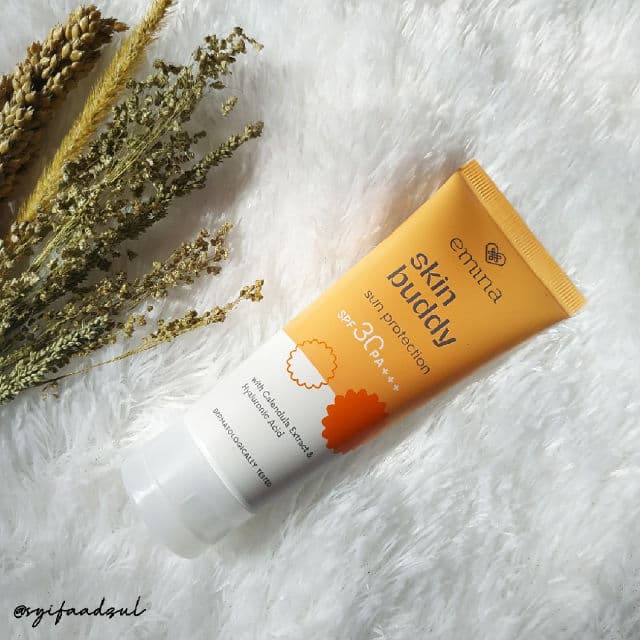 Emina Skin Buddy Sun Protection SPF 30 PA+++ review photo by Syifaadzul