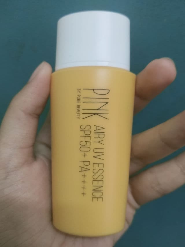 PINK by Pure Beauty Beauty Airy UV Essence SPF50+ PA++++ review photo by Syira98