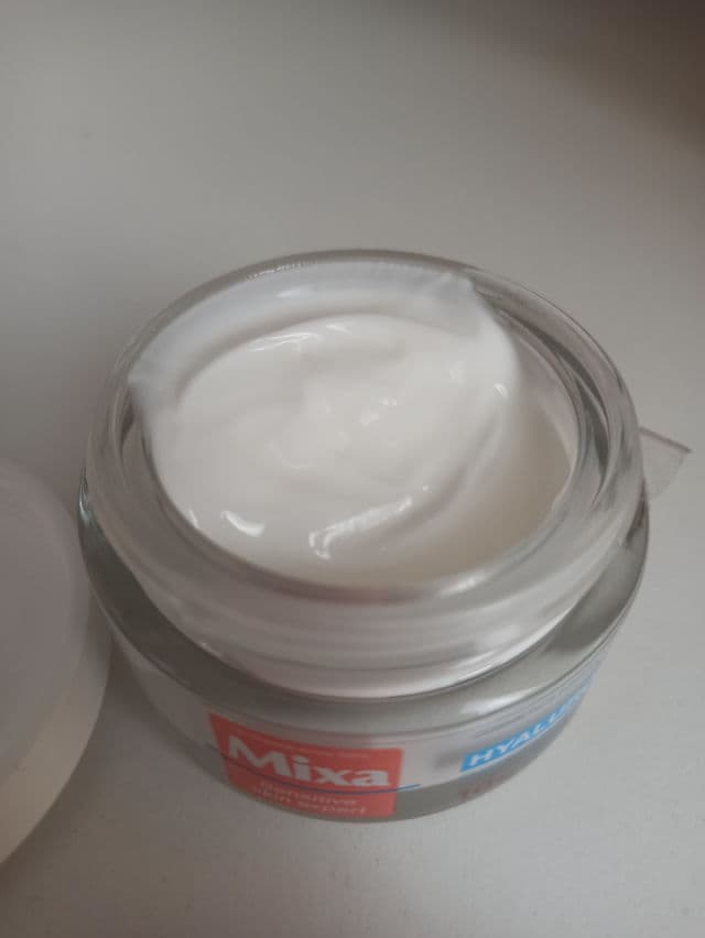 Mixa Hyalurogel review photo by TTulipan