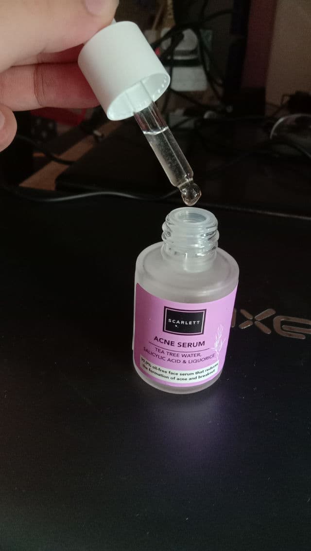 Scarlett Whitening Acne Serum review photo by Tabprisaf
