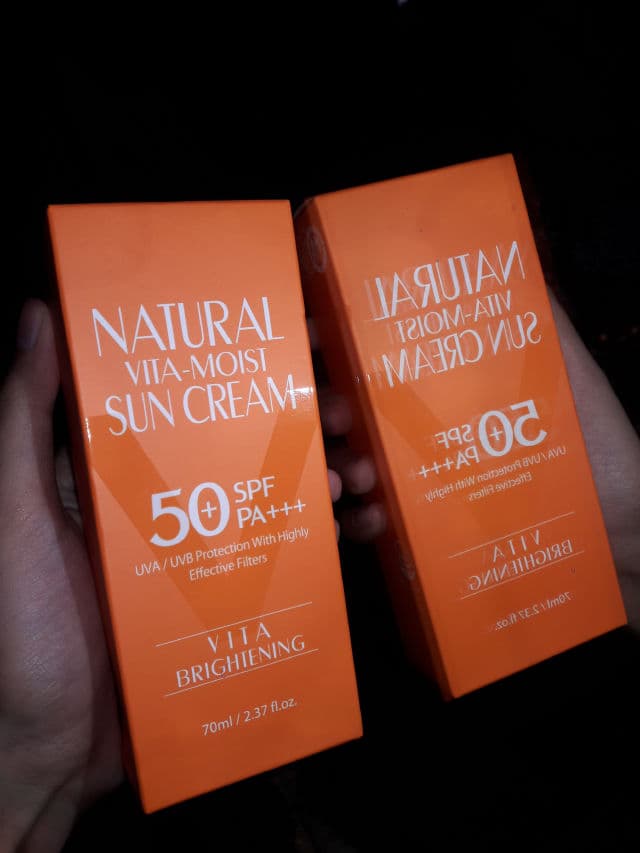 3wClinic Natural Vita Moist Sun Cream SPF50+ PA+++ review photo by Tamekari