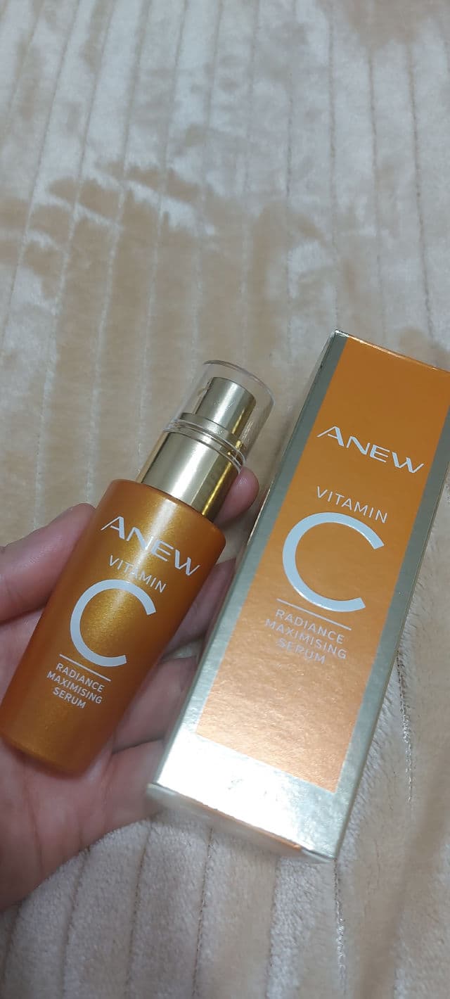 Avon Anew Vitamin C Radiance Maximising Serum review photo by TanjaB