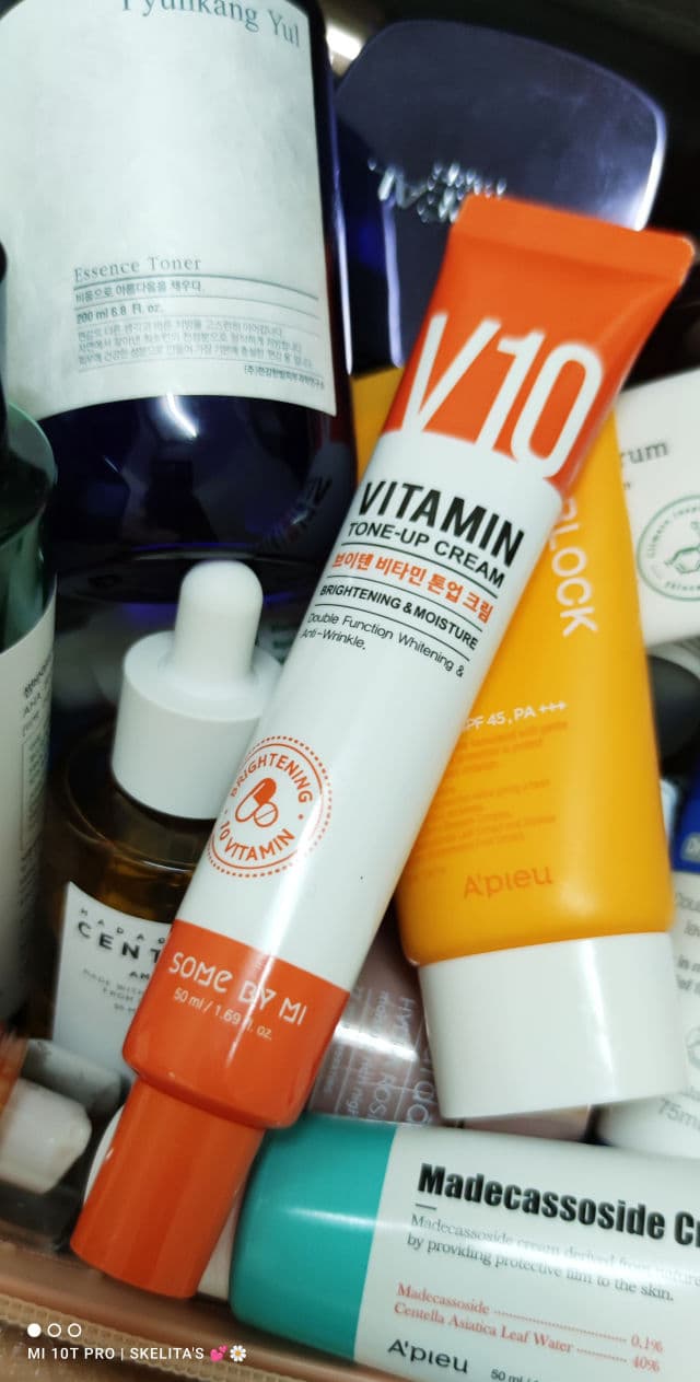 Some By Mi V10 Vitamin Tone-Up Cream review photo by Skinbyrd