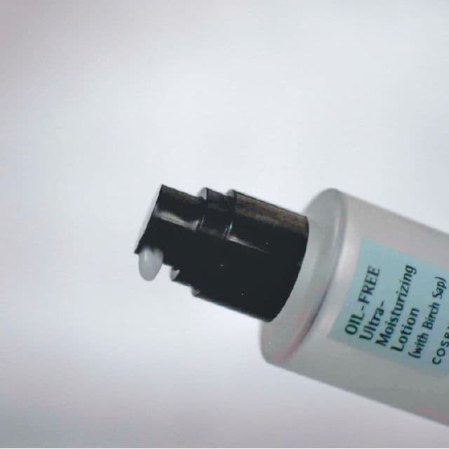 COSRX Oil-Free Ultra Moisturizing Lotion review photo by Teej