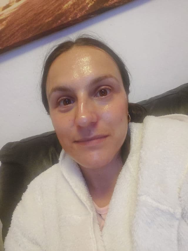 First Aid Beauty 5 In 1 Bouncy Mask review photo by Teleahk