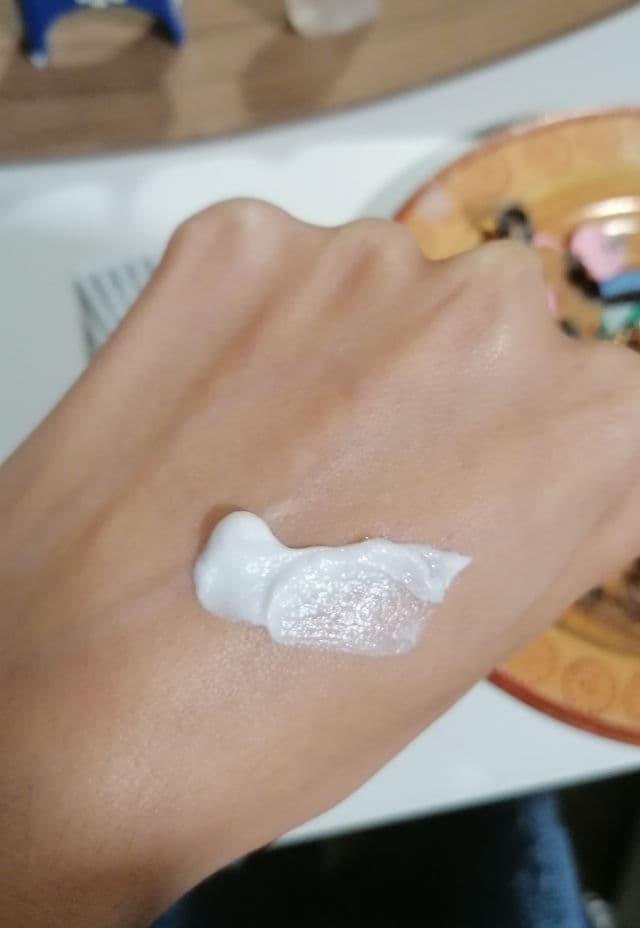 First Aid Beauty Travel Size Ultra Repair Cream review photo by Tesss