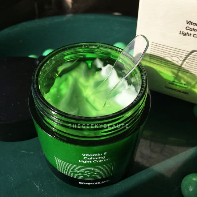 COMMONLABS Vitamin E Calming Light Cream review photo by TheGeekyBeaute
