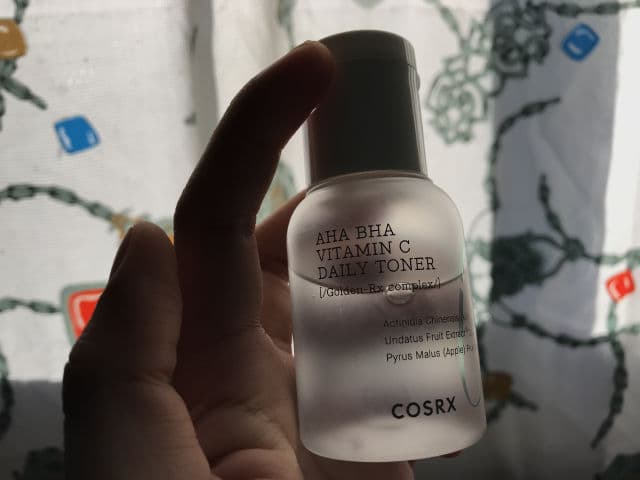 COSRX Refresh AHA BHA Vitamin C Daily Toner review photo by TheGeekyBeaute