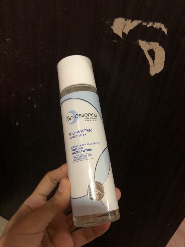 Bioessence Bio-Water Sensitive PH Moist-In Water Lotion review photo by TirZahari