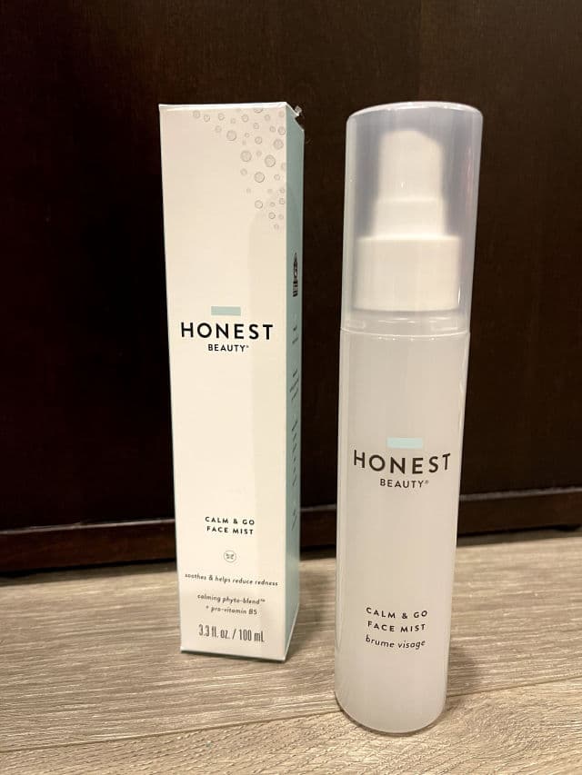 Honest Beauty Calm & Go Face Mist review photo by treasuredbeautyfinds