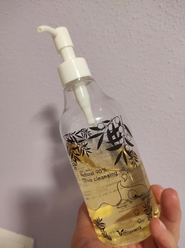 ELIZAVECCA Natural 90% Olive Cleansing Oil review photo by Vane1980