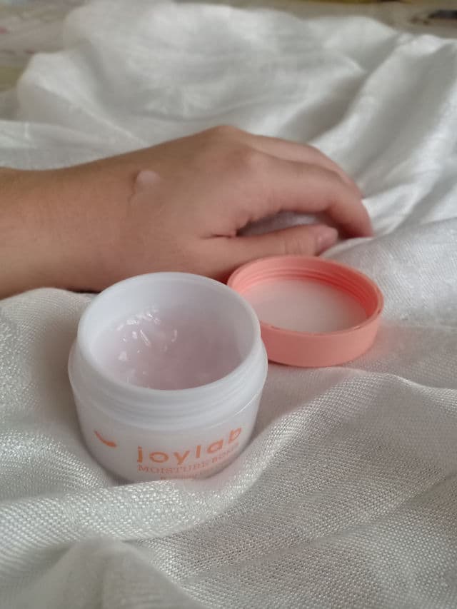 Joylab Moisture Bomb – Pudding Gel Creme review photo by Venezia