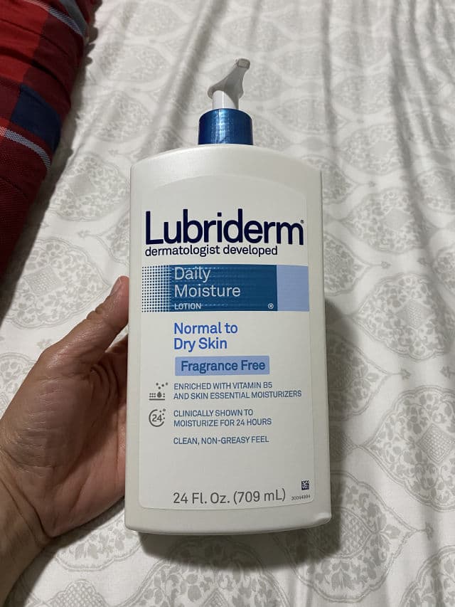 Lubriderm Daily Moisture Lotion Fragrance-Free review photo by Veracity