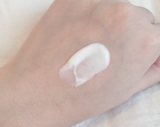 Hyggee Relief Sun Moisturizer SPF50+ PA++++ review photo by Vichu
