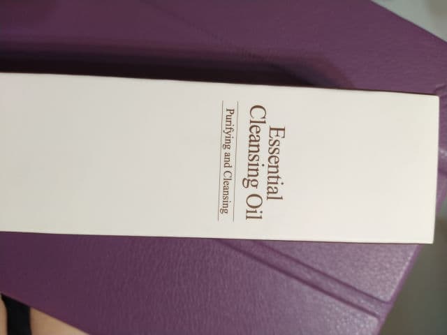 The Skin House Essential Cleansing Oil review photo by Ikkikorea
