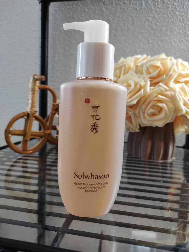 Sulwhasoo Gentle Cleansing Foam EX review photo by Viktoryia