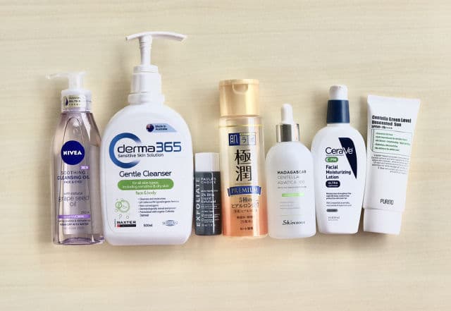 Nivea Soothing Cleansing Oil for Sensitive Skin review photo by Viska