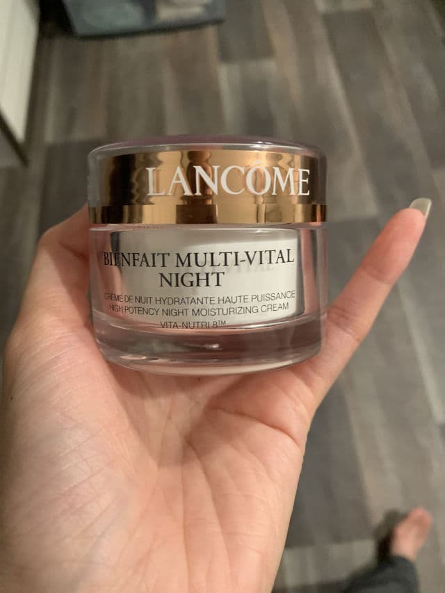 Lancome Bienfait Multi-Vital Night review photo by VyP11