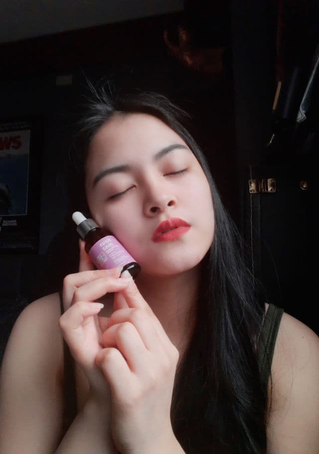 Ellana Cosmetics Even Skin Pore-Refining Serum with 7% Niacinamide and 1% Zinc for Acne-Prone Skin review photo by Wheng