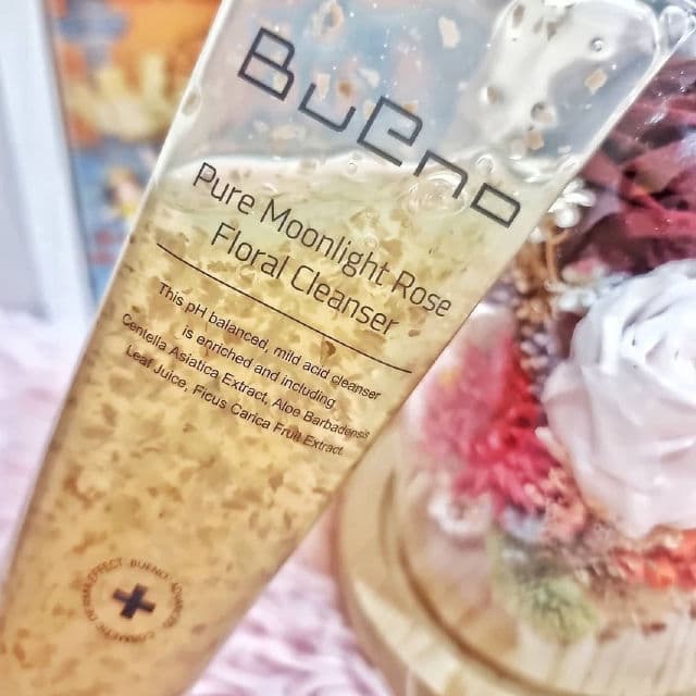 Bueno Pure Moonlight Rose Floral Cleanser review photo by Xavvylicious
