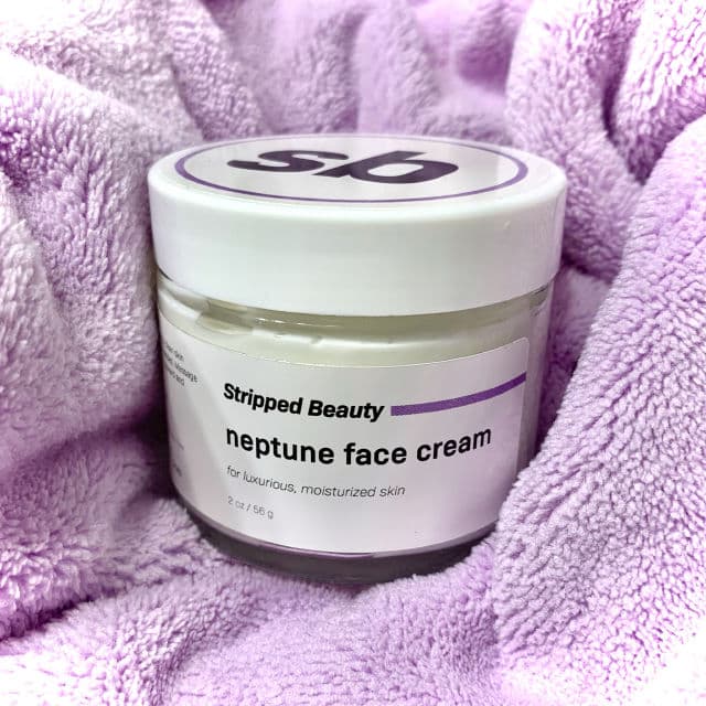 Stripped Beauty Neptune Face Cream review photo by Yinlunaa