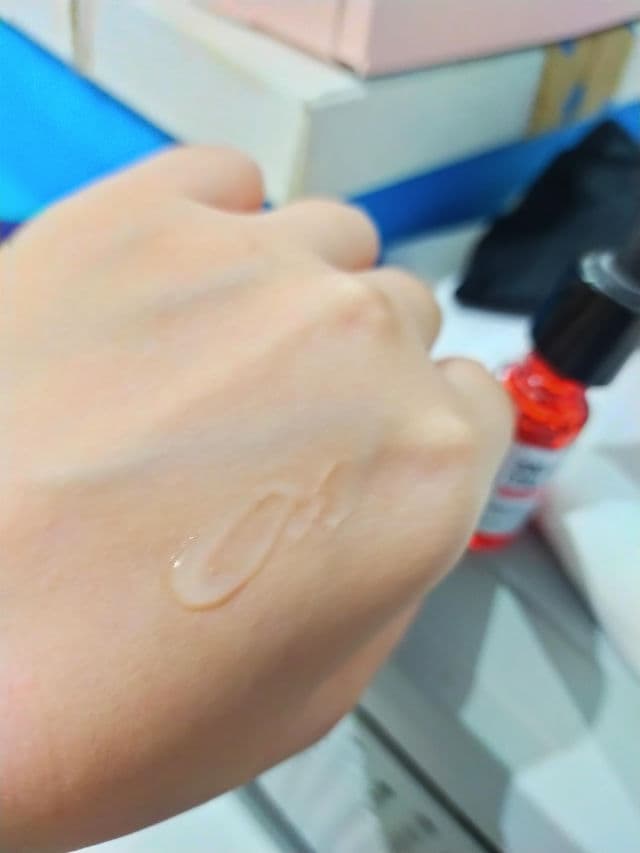 Some By Mi Red Tea Tree Cicassoside Final Solution Serum review photo by Yuyunchan