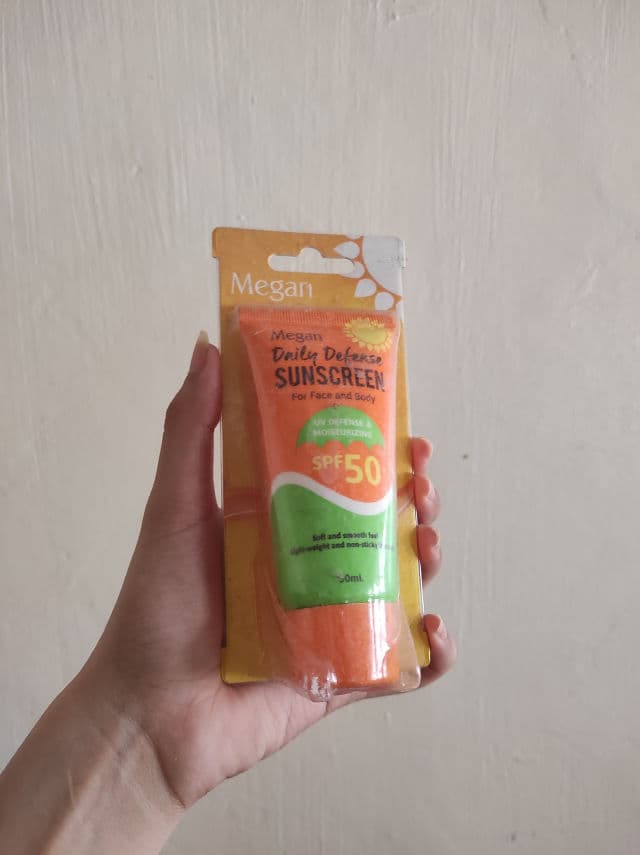 Megan Daily Defense Sunscreen with SPF 50+ review photo by Zenister