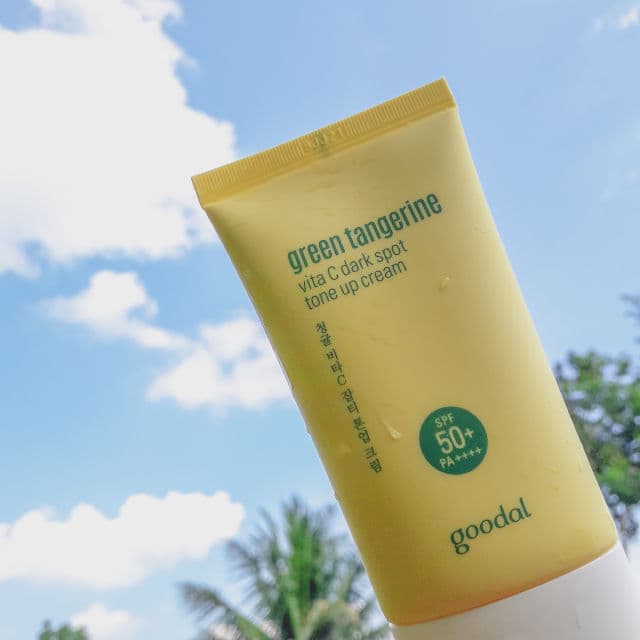 GOODAL Green Tangerine Vita C Dark Spot Tone Up Cream SPF50+ PA++++  review photo by Ziyah