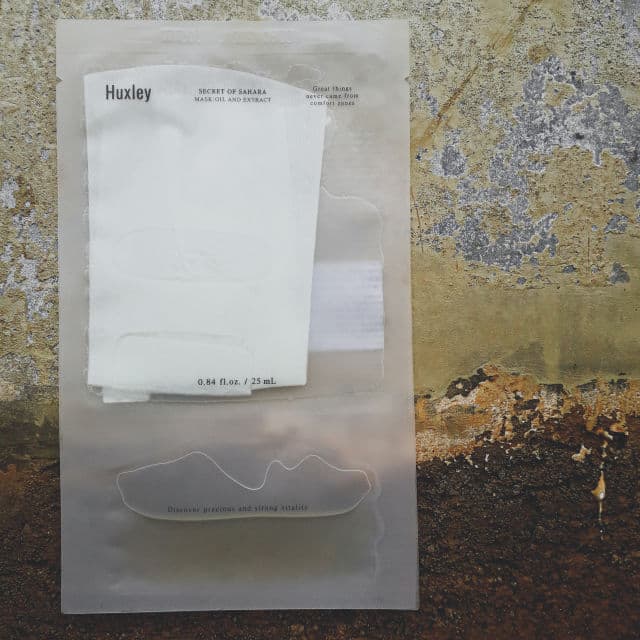 Huxley Oil and Extract Mask review photo by Ziyah
