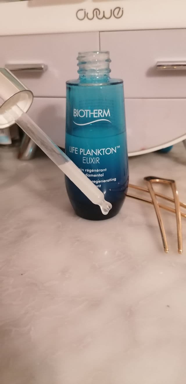 Biotherm Life Plankton Elixir review photo by ZoeLu