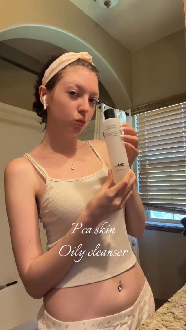 PCA Skin Facial Wash For Oily-Problem Skin review photo by Avaya