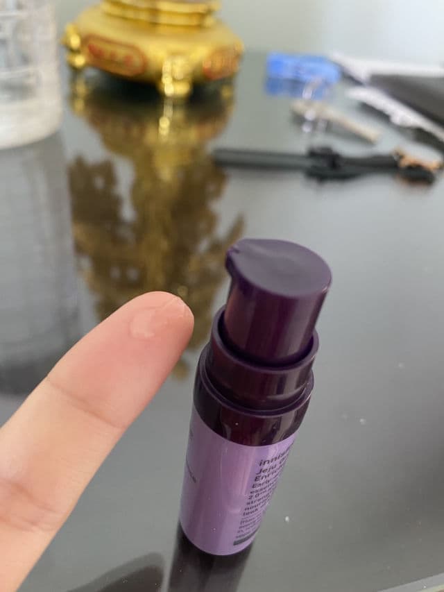 INNISFREE Jeju Orchid Enriched Essence review photo by mindayne