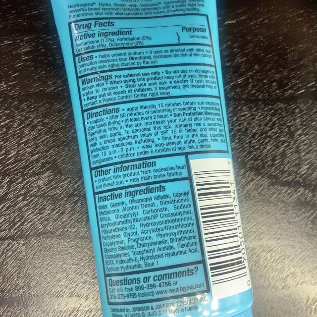 Neutrogena Hydro Boost Water Gel Lotion SPF 30 review photo by abc1111