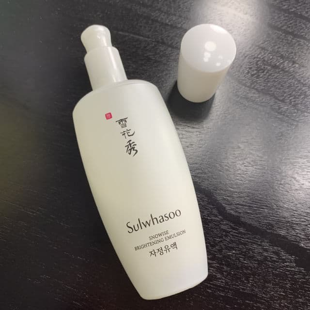Sulwhasoo Snowise Brightening Emulsion review photo by abc1111