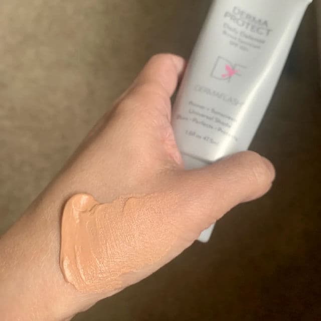 DERMAFLASH Daily Defense Broad Spectrum SPF 50+ review photo by abc1111