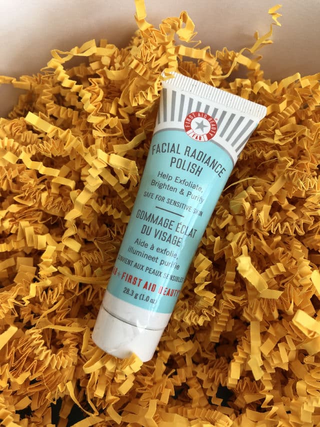 First Aid Beauty Facial Radiance Polish review photo by abscan