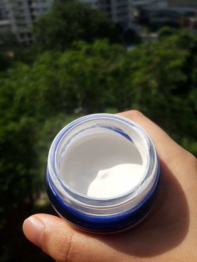 MUCA Skincare Vita Brightening Day Cream SPF 30 review photo by adrianaleia