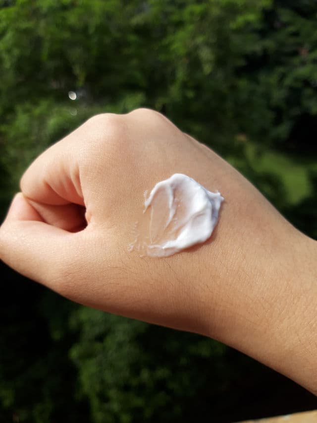 MUCA Skincare Vita Brightening Night Cream review photo by adrianaleia